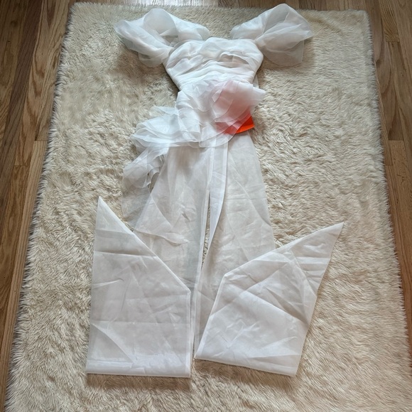 NWT Milla Dreamy Blouse with Meringue Flounces in White Midnight Walk - Size 12 - Picture 4 of 10